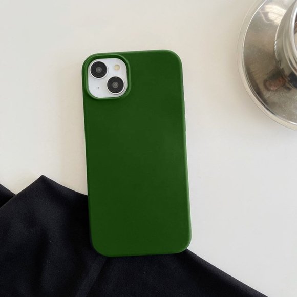 iPhone 15 Case Silicone Green - Picture 1 of 1